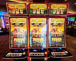 Mesin slot online dengan berbagai tema dan fitur bonus di platform indobola